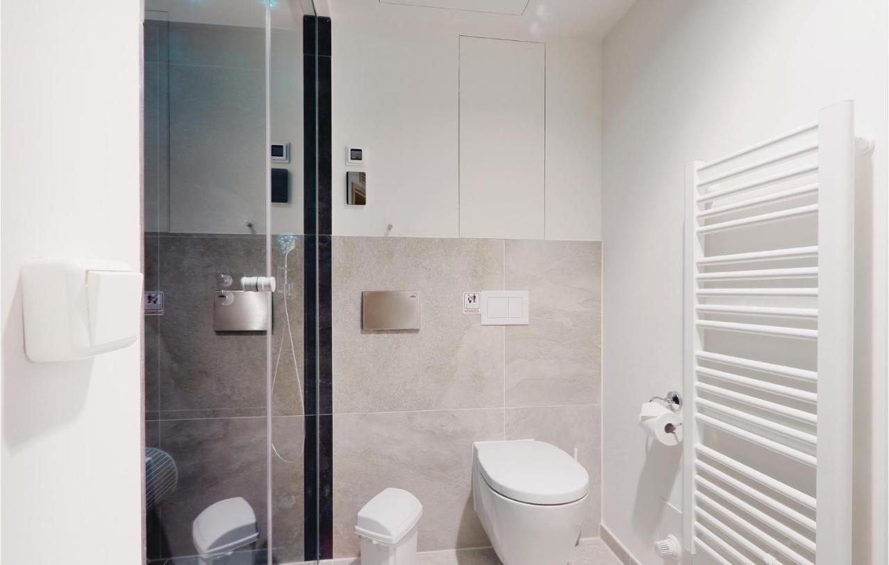 Awesome Apartment In Luebeck Travemuende With Wifi Экстерьер фото